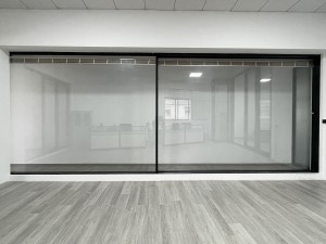 8 sliding doors interior